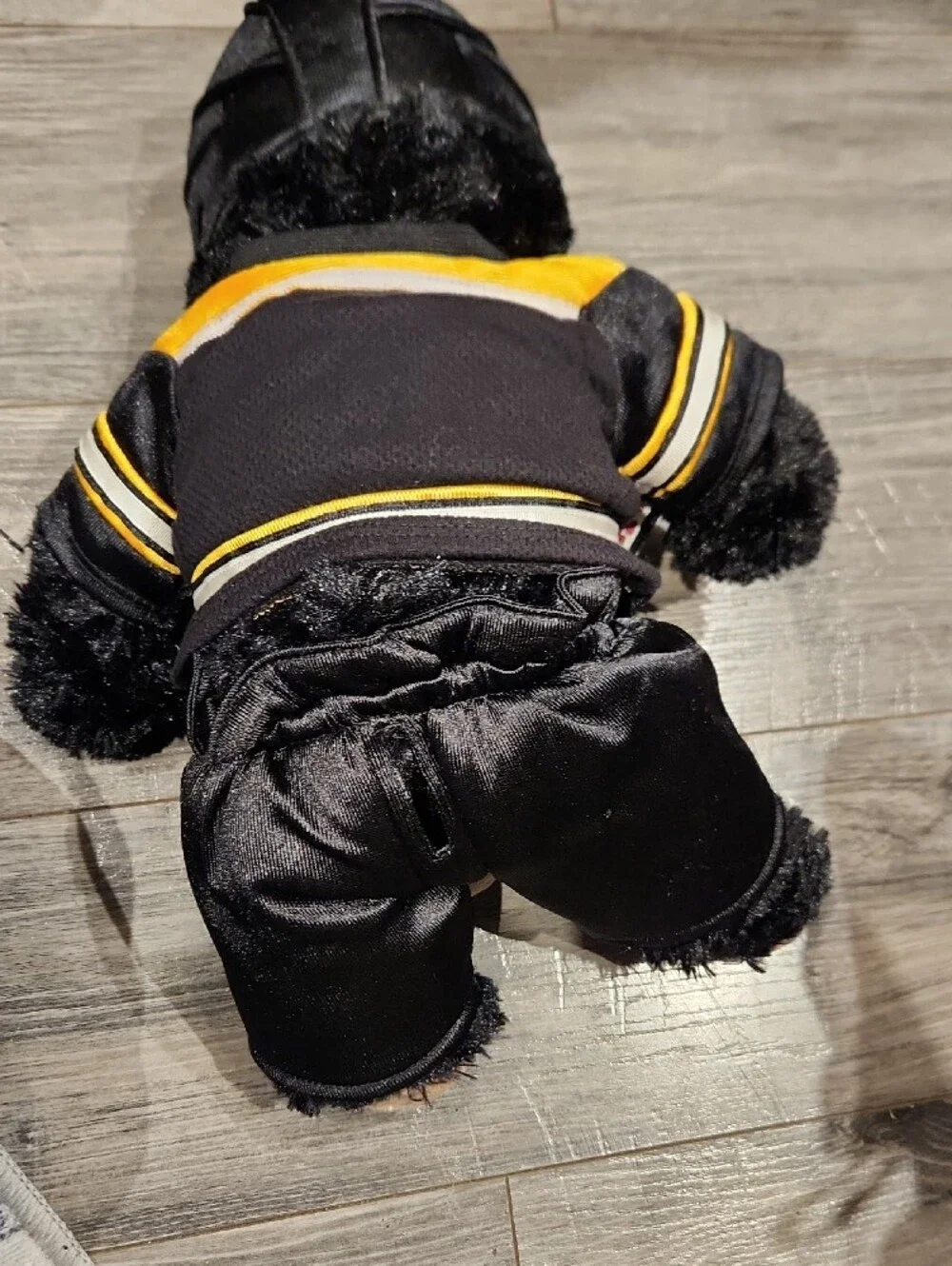 EUC Build A Bear Boston Bruins Plush Bear in Black and Yellow Hockey Jersey